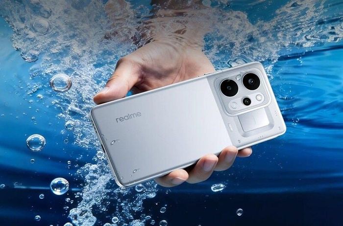 Độ bền bỉ và khả năng kháng nước tốt