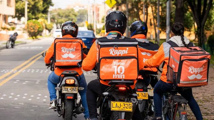 Khoảng hơn 10 triệu người Argentina đang hoạt động trong các hình thức việc làm không ổn định, chẳng hạn như tài xế giao hàng công nghệ. Ảnh: Rappi