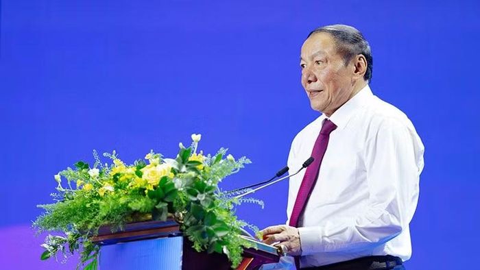 Bộ trưởng Văn hóa, Thể thao và Du lịch Nguyễn Văn Hùng phát biểu tại lễ khai mạc. (Ảnh: Sở Du lịch Thành phố Hồ Chí Minh)