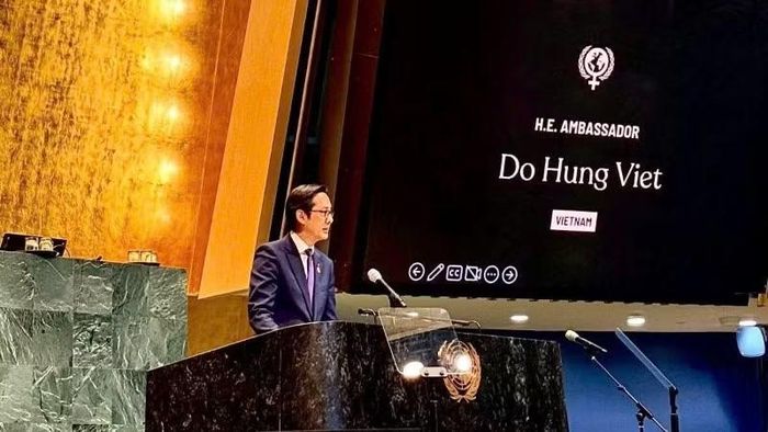 Đại sứ Đỗ Hùng Việt, Trưởng Phái đoàn Thường trực Việt Nam tại Liên hợp quốc chia sẻ tại sự kiện.