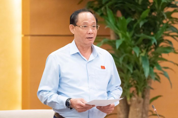 Phó Chủ tịch Quốc hội, Thượng tướng Trần Quang Phương điều hành nội dung làm việc.