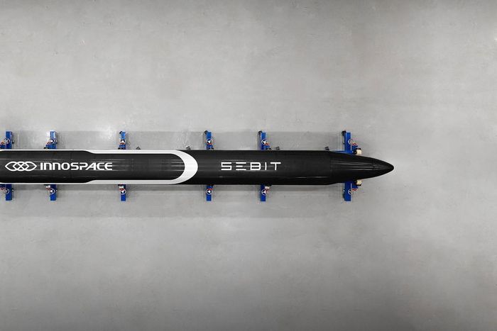Startup không gian Hàn Quốc Innospace ra mắt tên lửa suborbital đa năng SEBIT. Ảnh: Seoul Economic Daily/en.sedaily.com