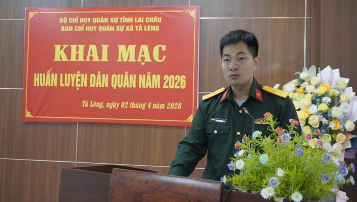 Thiếu tá Triệu Văn Hải - Chỉ huy Trưởng Ban CHQS xã quán triệt kế hoạch huấn luyện dân quân và phong trào thi đua quyết thắng năm 2026.