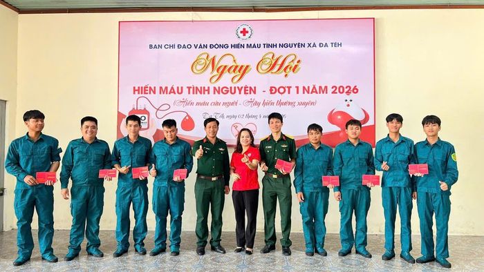 Lực lượng vũ trang trên địa bàn xã Đạ Tẻh tham gia