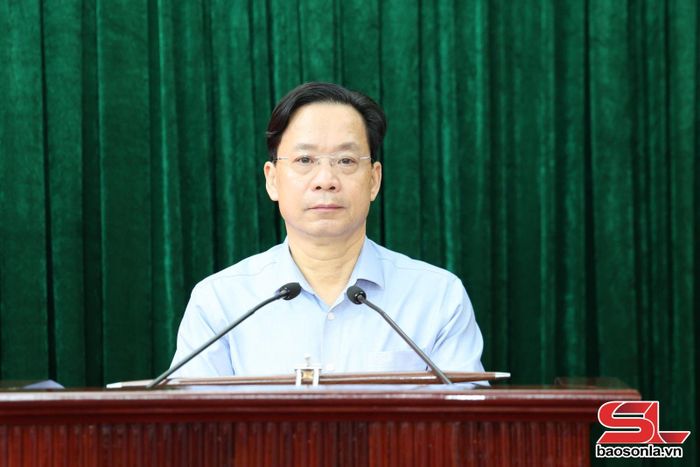 Đồng chí Bí thư Tỉnh ủy phát biểu tại hội nghị.