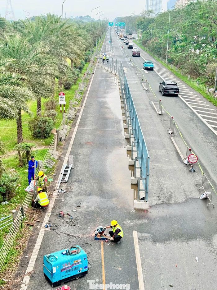 Phương án phân luồng này được áp dụng từ ngày 20/3/2026 đến hết ngày 20/3/2027. Trong thời gian này, Ban Quản lý đường sắt đô thị Hà Nội phối hợp với các lực lượng chức năng tổ chức phân luồng từ xa, bố trí đầy đủ hệ thống biển báo, đèn cảnh báo, chiếu sáng và duy trì lực lượng trực chốt để hướng dẫn giao thông.