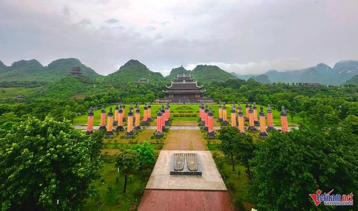Tỉnh Ninh Bình xác định tầm quan trọng của di sản thế giới then chốt là việc bảo tồn đa dạng sinh học.