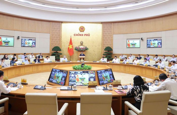 Thủ tướng Phạm Minh Chính chủ trì và phát biểu tại phiên họp Chính phủ thường kỳ, sáng 4-4. Ảnh: VIẾT CHUNG 