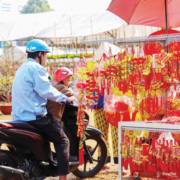 Một góc cuộc sống ở phường Long Khánh. Ảnh: Phạm Thiên Long