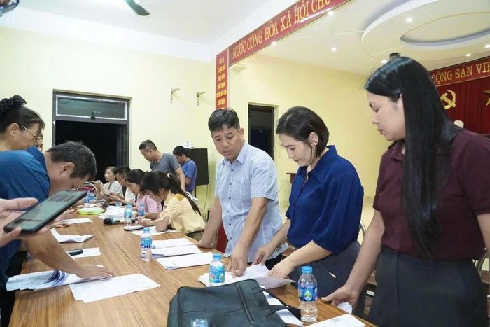 Công tác kiểm tra, giám sát cán bộ chuyên môn thực hiện nhiệm vụ luôn được lãnh đạo xã Thường Tín quan tâm. Ảnh: PV