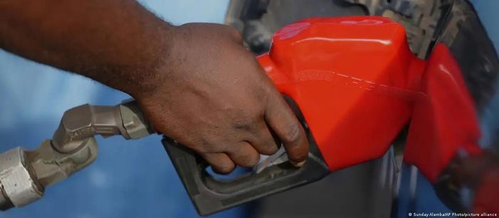 Châu Phi giàu tài nguyên dầu mỏ nhưng thiếu các nhà máy lọc dầu hiện đại như tổ hợp Dangote tại Lagos. Ảnh: Pius Utomi Ekpei/AFP/Getty Images
