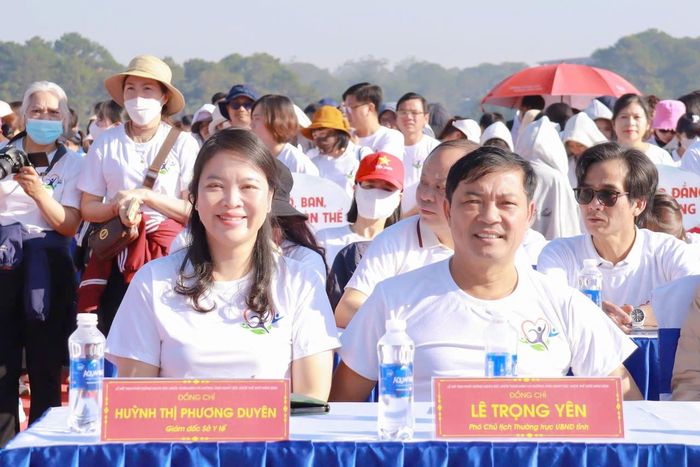 Đồng chí Lê Trọng Yên, Ủy viên Ban Thường vụ Tỉnh ủy, Phó Chủ tịch Thường trực UBND tỉnh Lâm Đồng tham dự Lễ Mít tinh