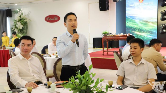Đại diện doanh nghiệp, nhà đầu tư nêu ý kiến tại chương trình.