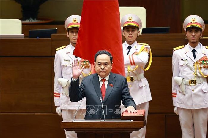 Chủ tịch Quốc hội khóa XVI Trần Thanh Mẫn tuyên thệ nhậm chức. Ảnh: Dương Giang/TTXVN