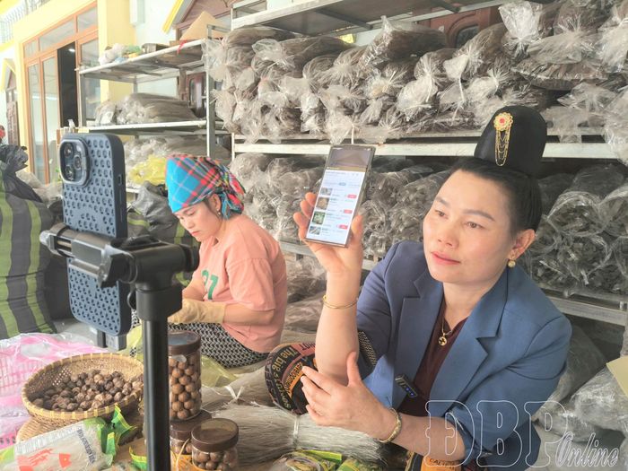 Sản phẩm OCOP của HTX Hồng Phước được quảng bá, kinh doanh trên các kênh thương mại điện tử.