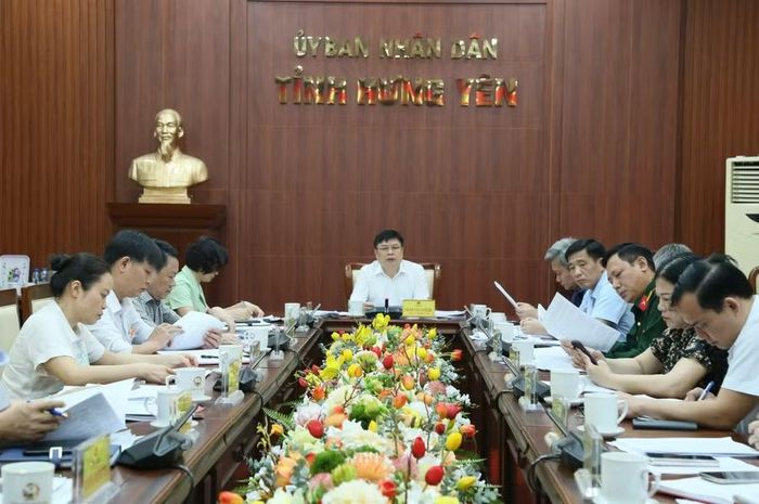 UBND tỉnh Hưng Yên họp cho ý kiến về một số nội dung phát triển văn hóa trên địa bàn. Ảnh: Tất Đạt.