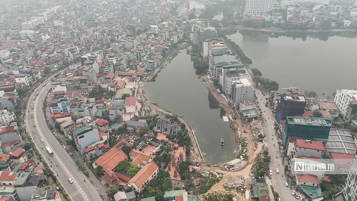 Tháng 8/2022, dự án cải tạo môi trường hồ Tứ Liên có tổng mức đầu tư là 159 tỷ đồng được kỳ vọng sẽ giúp các hộ dân quanh khu vực hồ Tứ Liên thoát khỏi cảnh bị úng ngập mỗi khi mưa lớn về.