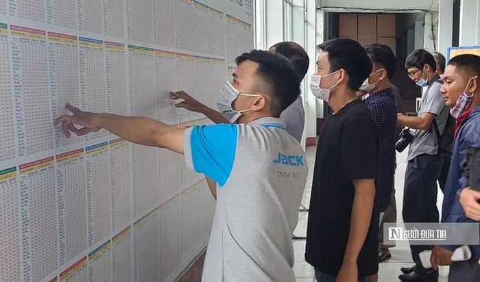 Vận tải đường sắt tăng chuyến phục vụ khách du lịch dịp lễ.