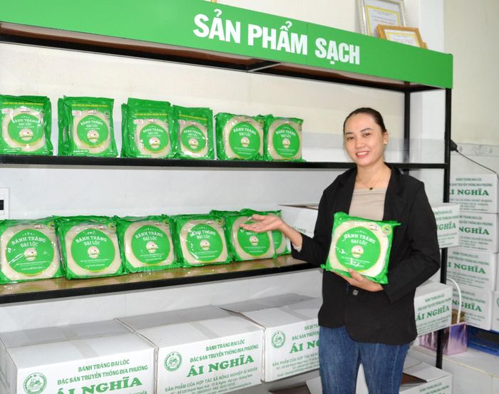 Sản phẩm "Bánh tráng Đại Lộc" của Hợp tác xã Nông nghiệp Ái Nghĩa. Ảnh: CÔNG TÚ