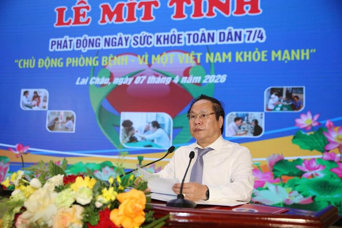 Đồng chí Tống Thanh Hải - Ủy viên Ban Thường vụ Tỉnh ủy, Phó Chủ tịch Thường trực UBND tỉnh phát biểu tại Lễ mít tinh.