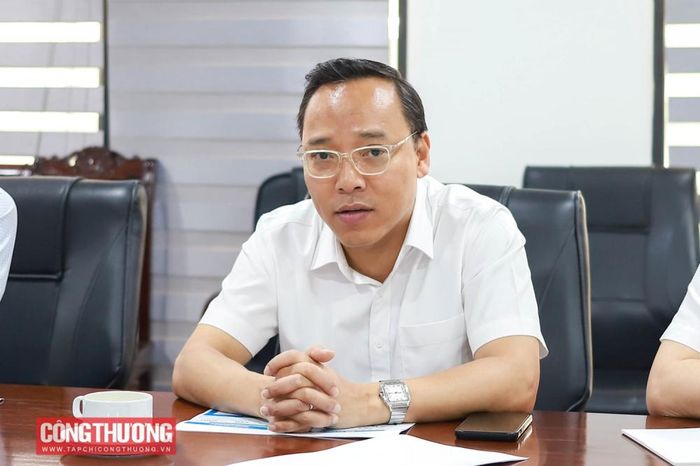 Thứ trưởng Nguyễn Hoàng Long nhấn mạnh phía Nga cần hành động khẩn trương, sớm hoàn thiện hồ sơ theo giải pháp được tập đoàn lựa chọn