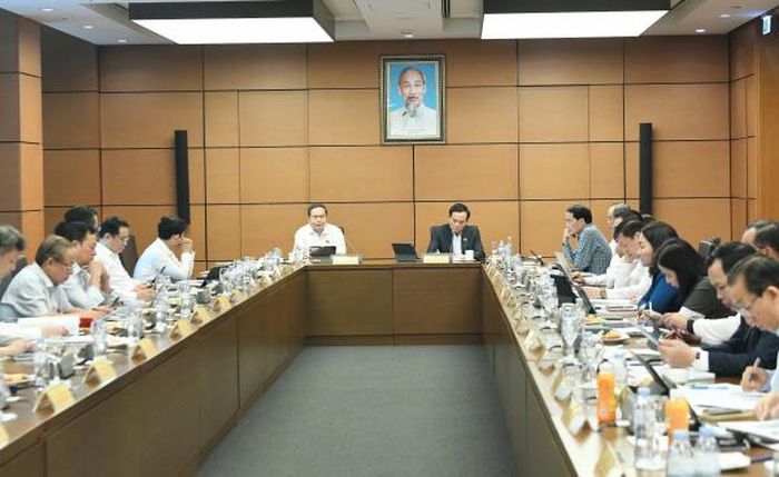 Các đại biểu dự họp tại tổ TP Hồ Chí Minh