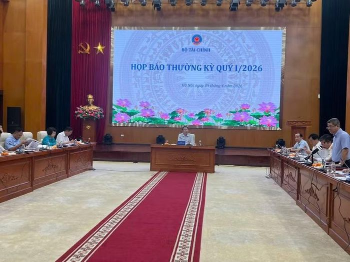 Quang cảnh họp báo thường kỳ quý I/2026 của Bộ Tài chính.