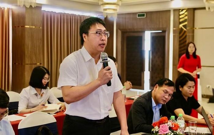 Hiệu trưởng Trường phổ thông dân tộc nội trú tỉnh Điện Biên chia sẻ kinh nghiệm duy trì các mô hình tuyên truyền, giáo dục kỹ năng sống cho học sinh là con em đồng bào các dân tộc thiểu số.