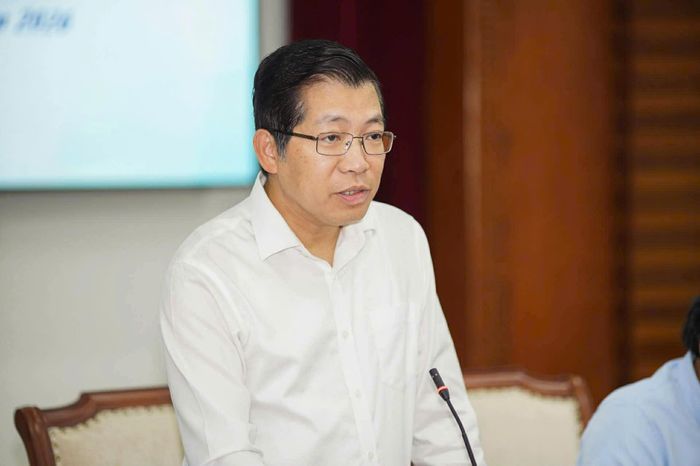 Cục trưởng Cục Báo chí Lưu Đình Phúc phát biểu tại hội thảo.
