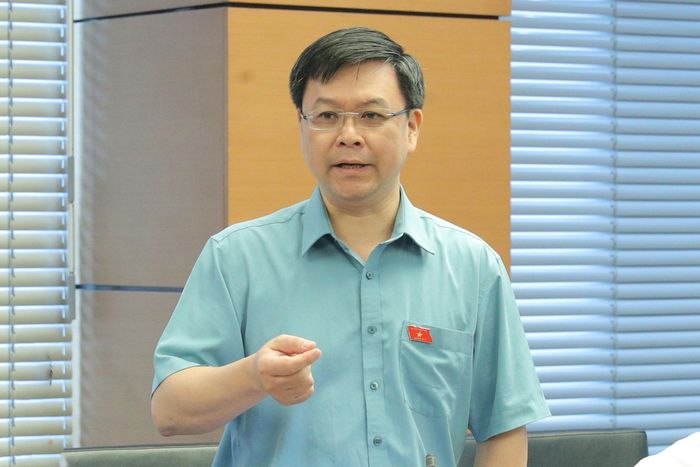 ĐBQH Nguyễn Hải Long (TP. Đà Nẵng) phát biểu. Ảnh: Hồ Long
