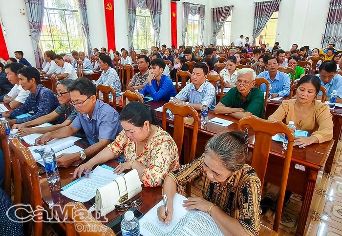 Các hòa giải viên cơ sở tham gia tập huấn.