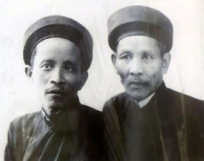 Hai cụ Ngô Đức Kế (trái) và Huỳnh Thúc Kháng cùng bị đày ra Côn Đảo năm 1908