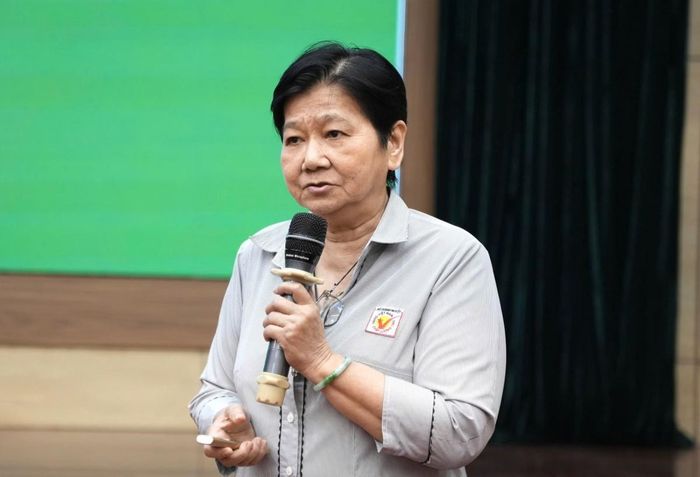 Bà Vũ Kim Anh, Phó Giám đốc Trung tâm BSA, đại diện Ban tổ chức, triển khai Cuộc thi Khởi nghiệp xanh 2026.