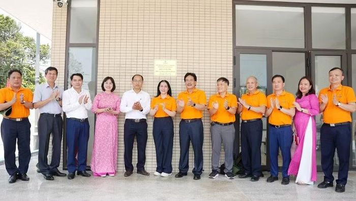 Công trình nhà ở công vụ Trung tâm Y tế Quân dân y đặc khu Cồn Cỏ có tổng mức đầu tư hơn 3,6 tỷ đồng.