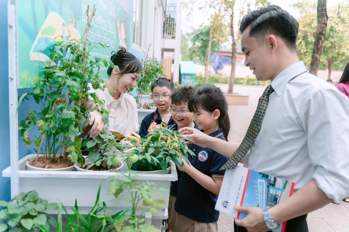 Vườn ươm tại trường Tiểu học Xuân Phương (phường Xuân Phương, Hà Nội)