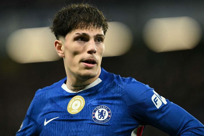 Garnacho chuyển đến Chelsea từ Man Utd.