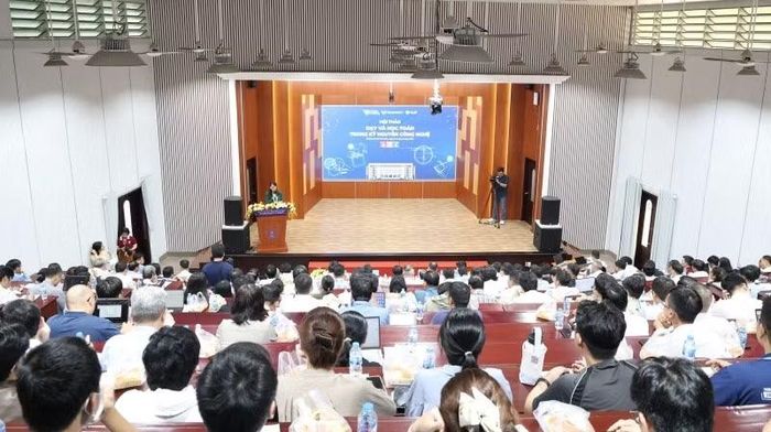 Quang cảnh hội thảo.