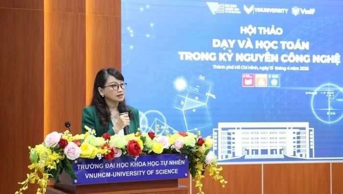 Giáo sư, Tiến sĩ Nguyễn Thị Thanh Mai, Giám đốc Đại học Quốc gia Thành phố Hồ Chí Minh, phát biểu tại hội thảo.