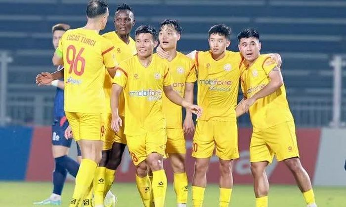 PVF-CAND xứng đáng với bàn gỡ hòa sau nhiều nỗ lực tấn công.