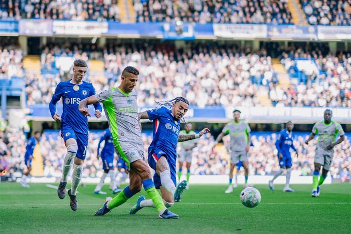 Rodri giúp giữ nhịp cho Man City. Ảnh: MCFC