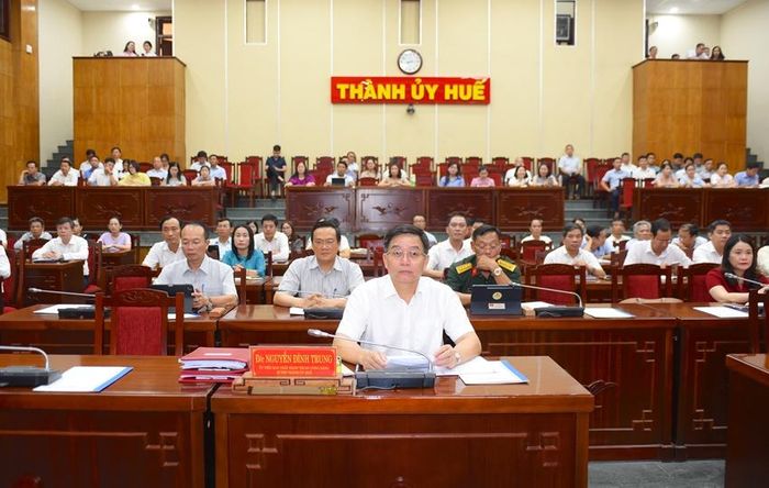 Các đại biểu tham dự hội nghị tại điểm cầu Thành ủy