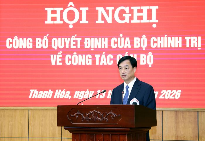Ủy viên Bộ Chính trị, Bí thư Trung ương Đảng, Trưởng Ban Tổ chức Trung ương Nguyễn Duy Ngọc phát biểu tại Hội nghị