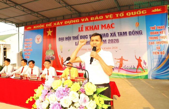 Đại diện vận động viên, tổ trọng tài đọc lời hứa, tuyên thệ.