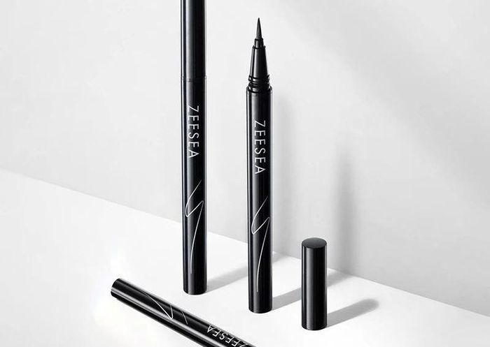 Bộ Y tế thu hồi phiếu công bố sản phẩm ZEESEA Black Lasting Eyeliner do Công ty cổ phần mỹ phẩm quốc tế Thùy Dung phân phối.