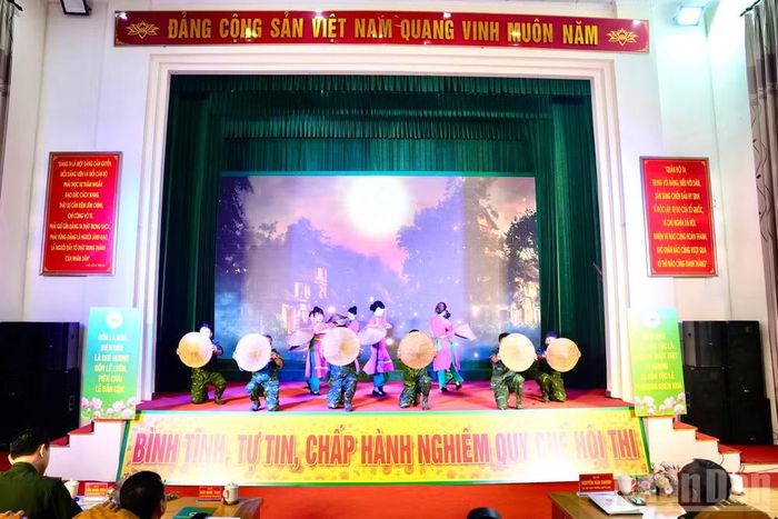 Tiết mục văn nghệ tại Hội thi.