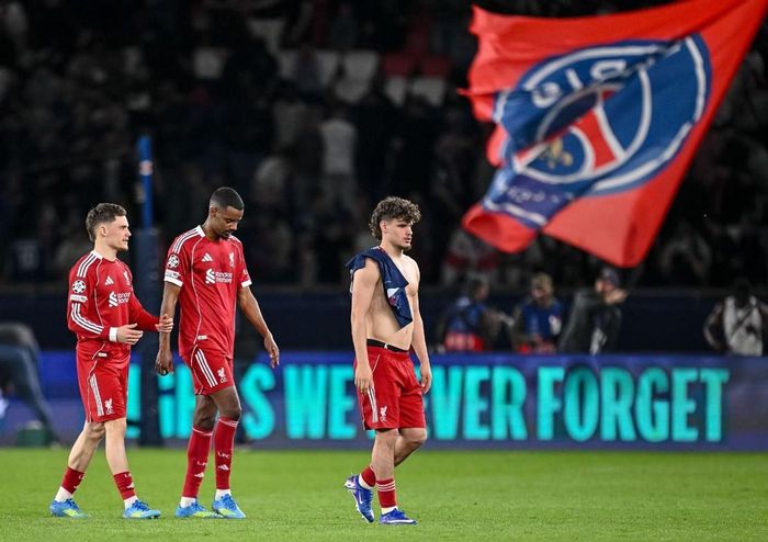 Liverpool phơi áo 0-2 trận lượt đi - Ảnh: PA