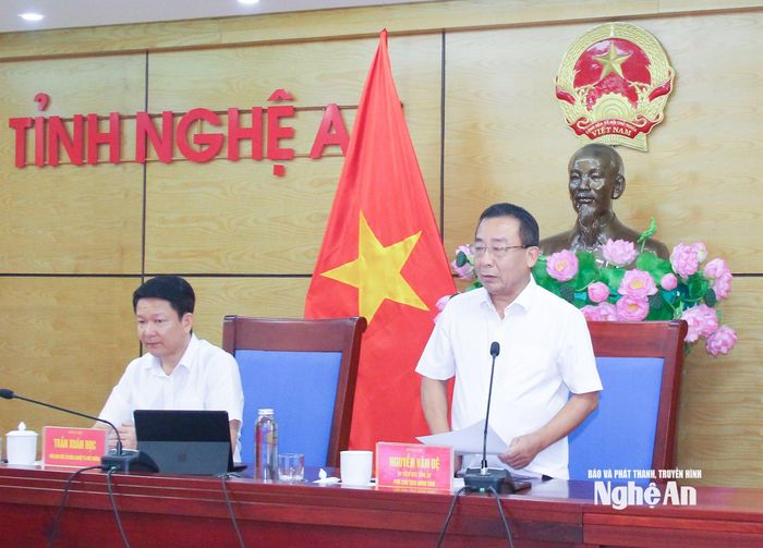Đồng chí Nguyễn Văn Đệ - Ủy viên Ban Thường vụ Tỉnh ủy, Phó Chủ tịch UBND tỉnh phát biểu chỉ đạo tại hội nghị. Ảnh: Mai Hoa