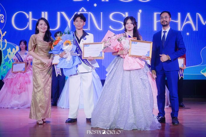 Chủ nhân của ngôi vị Đại sứ Chuyên Sư phạm mùa thứ 10 là Phạm Việt Anh và Bùi Minh Hằng,