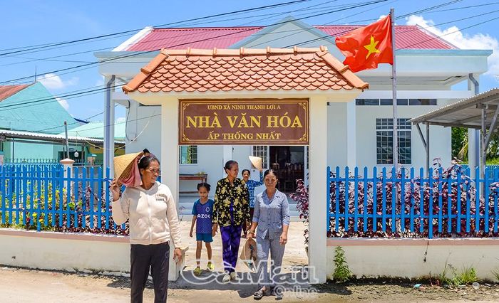 Hạ tầng vùng đồng bào dân tộc Khmer ngày càng được đầu tư khang trang, đồng bộ.