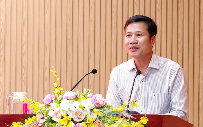 Đồng chí Trần Hữu Phước, Ủy viên Ban Thường vụ Tỉnh ủy, Trưởng Ban Nội chính Tỉnh ủy, phát biểu tại hội nghị.